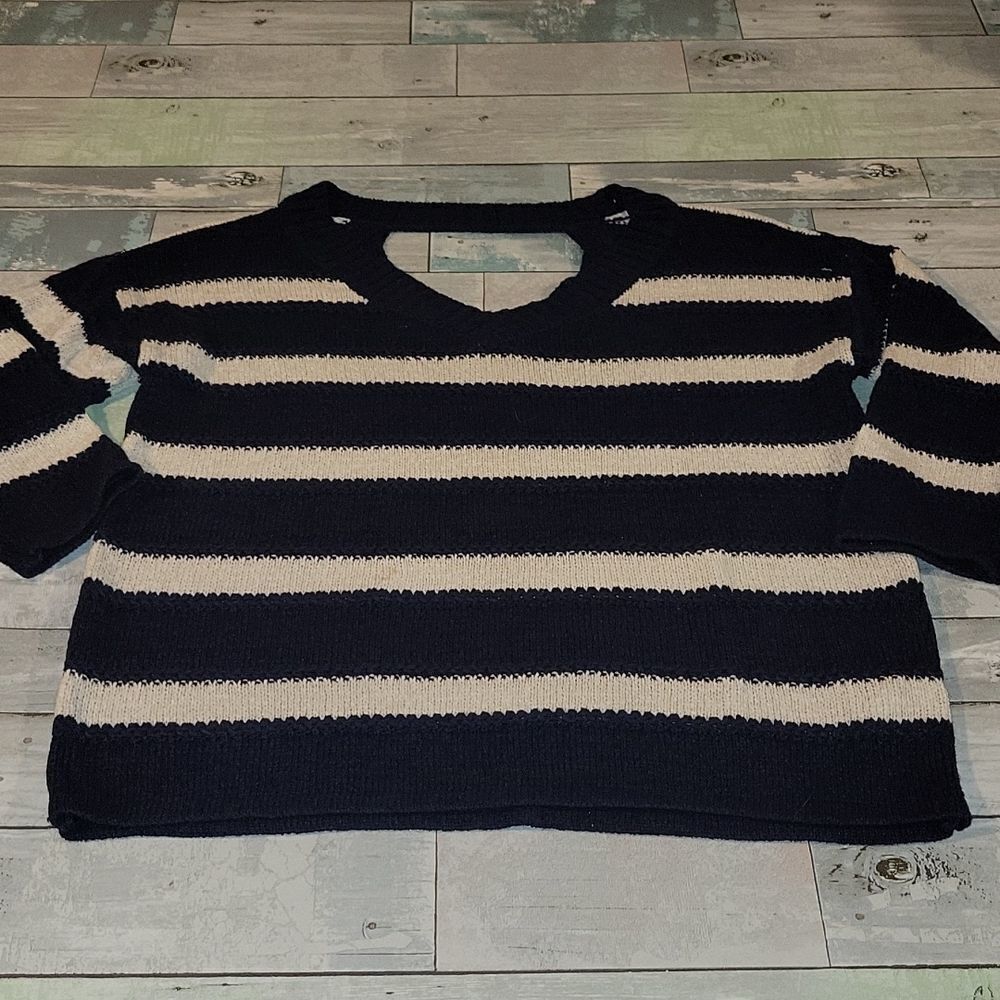 Maurices Striped Sweater sz Large